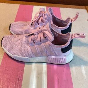 Baby pink adidas nmds 6.5